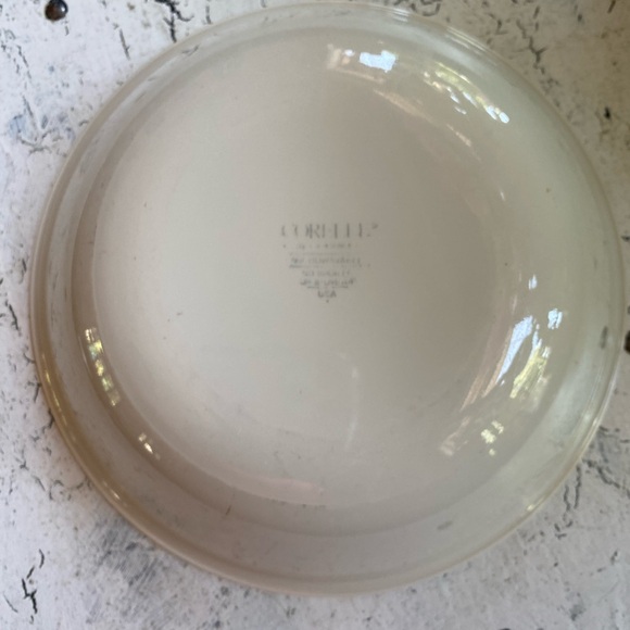 1 Corelle Forever Yours 8.5” Serving Bowl - Picture 3 of 9